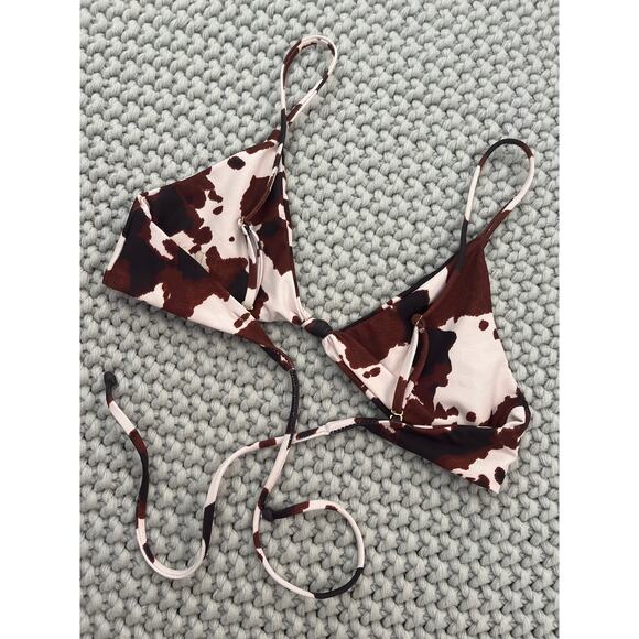 Skatie• ‘Sarah’ Bikini Top in DALLAS Cow Print - Picture 3 of 17